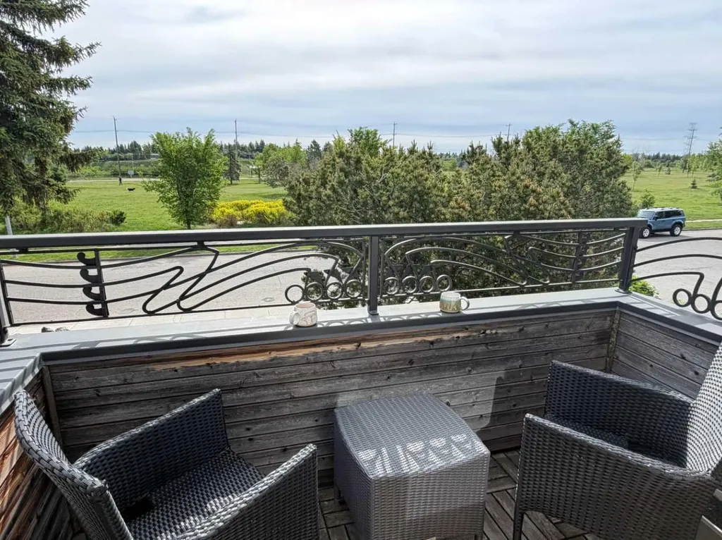 4615 14a Street SW Calgary AB T2T 3Y4