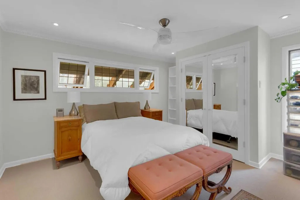 4615 14a Street SW Calgary AB T2T 3Y4
