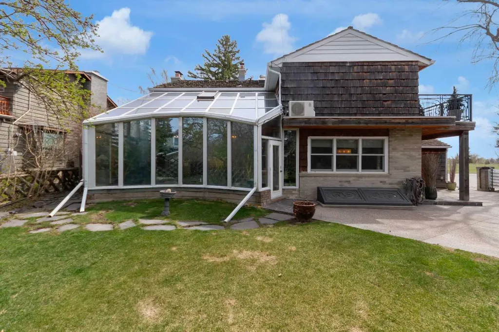 4615 14a Street SW Calgary AB T2T 3Y4