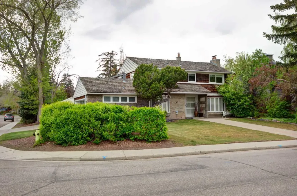 4615 14a Street SW Calgary AB T2T 3Y4