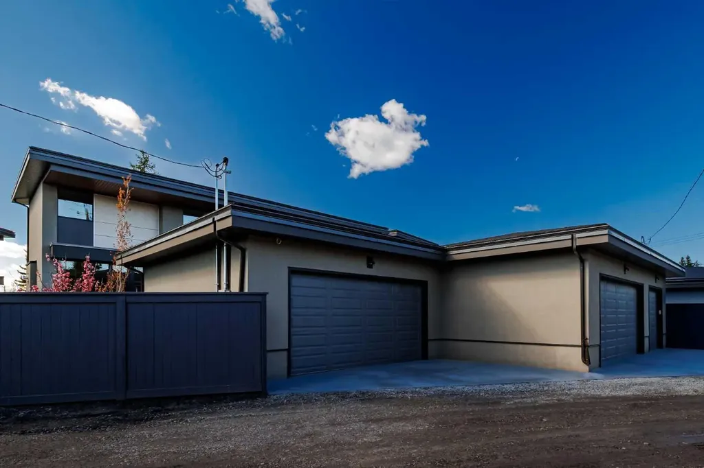 3B Willow Crescent SW Calgary AB T3C 3B8