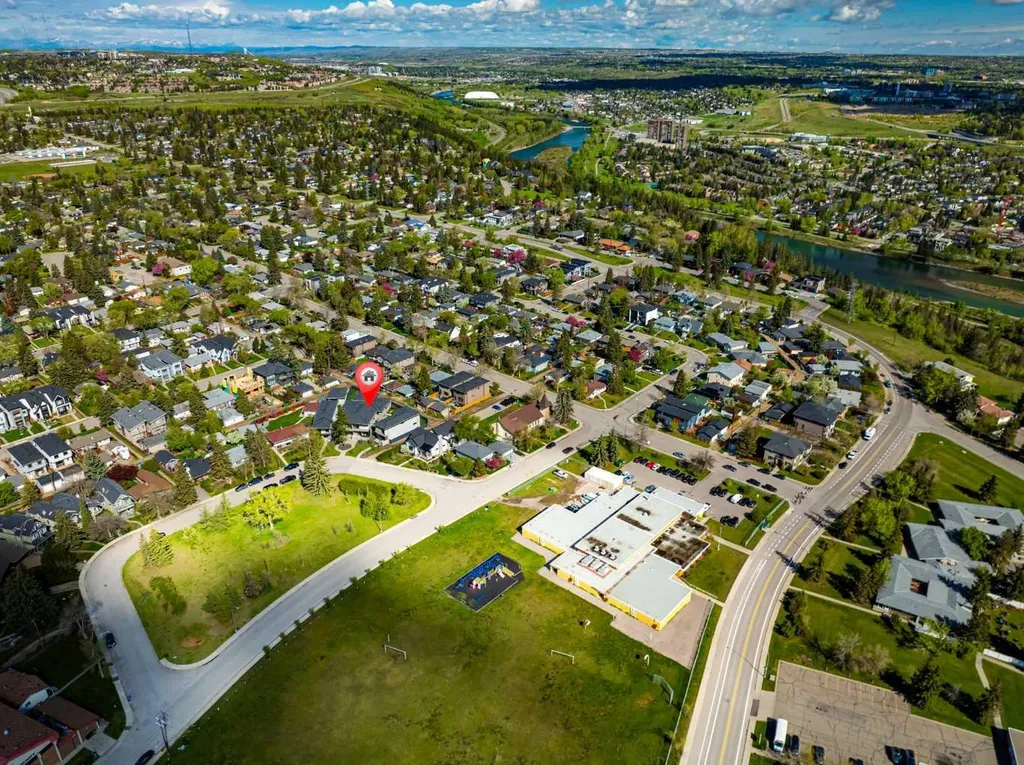 3B Willow Crescent SW Calgary AB T3C 3B8
