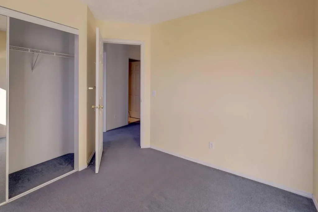 179 Saddlemead Green NE Calgary AB T3J 4M8