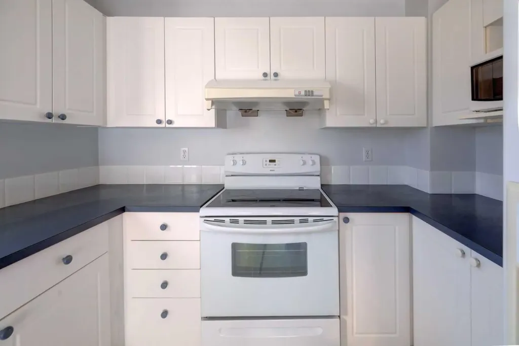 179 Saddlemead Green NE Calgary AB T3J 4M8