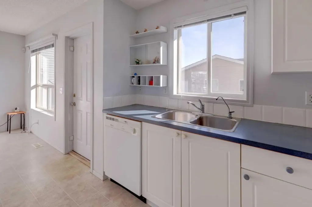 179 Saddlemead Green NE Calgary AB T3J 4M8