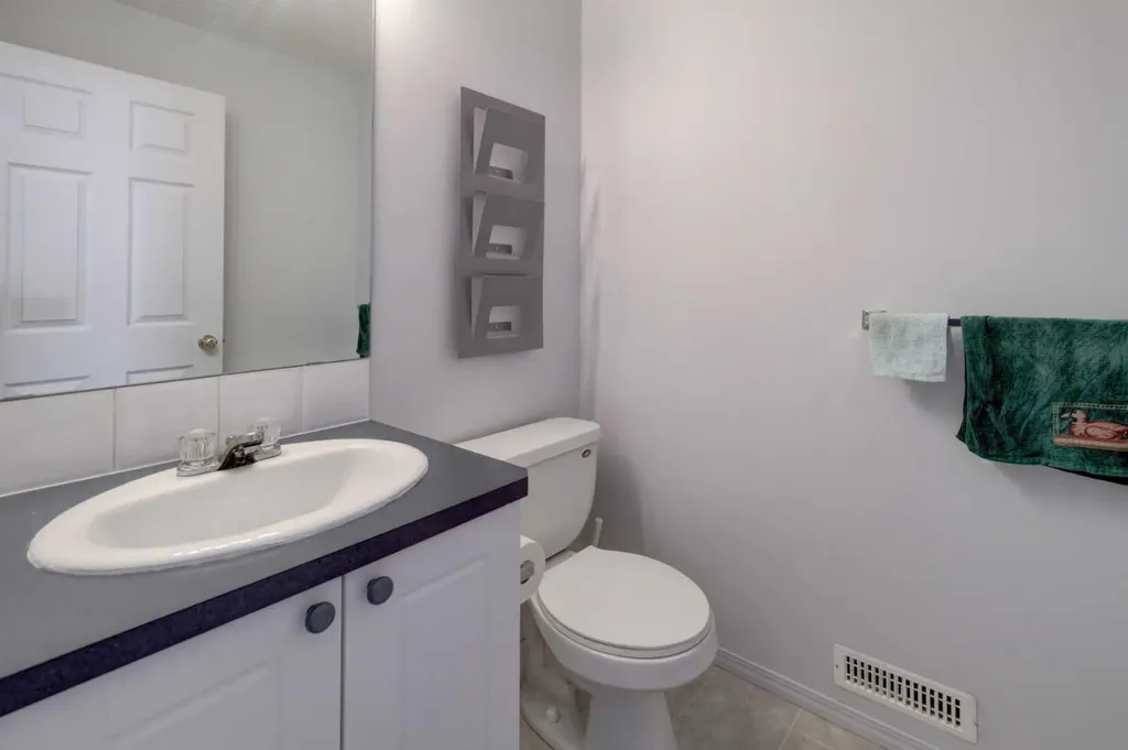 179 Saddlemead Green NE Calgary AB T3J 4M8