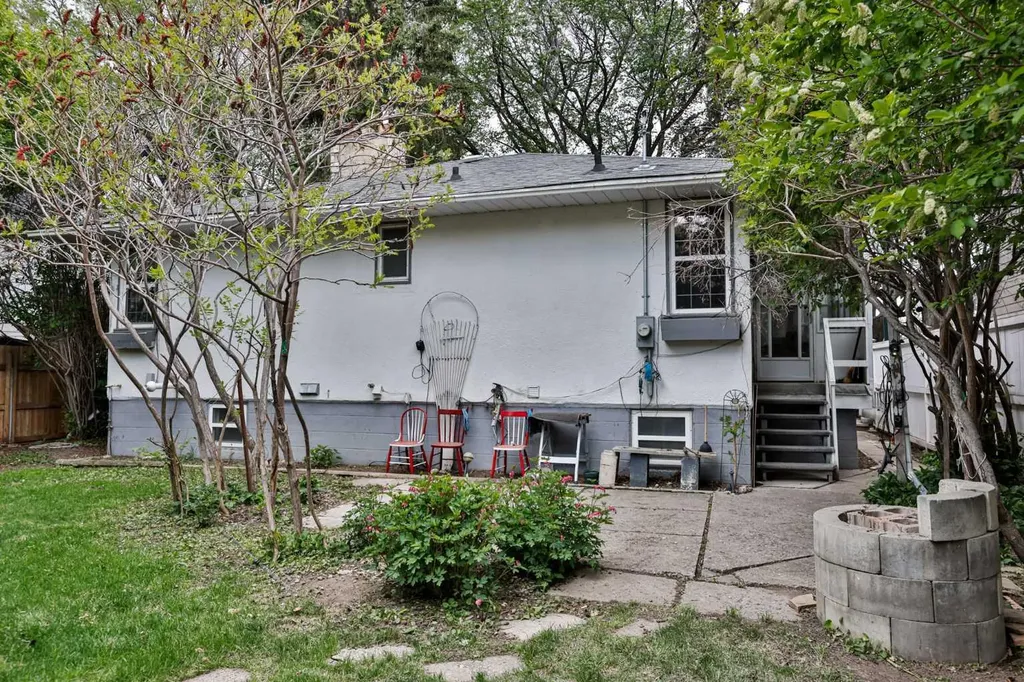1047 16 Street S Lethbridge AB T1K 1X3