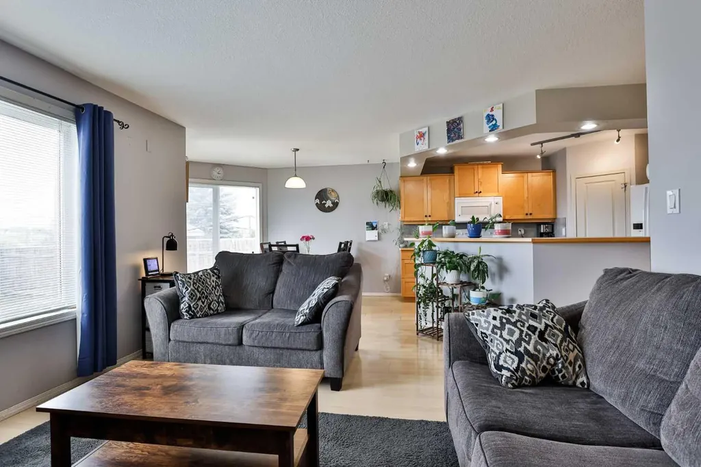 142 Peigan Court W Lethbridge AB T1K 7N2