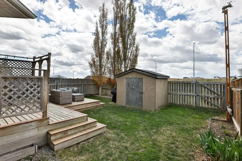 142 Peigan Court W Lethbridge AB T1K 7N2