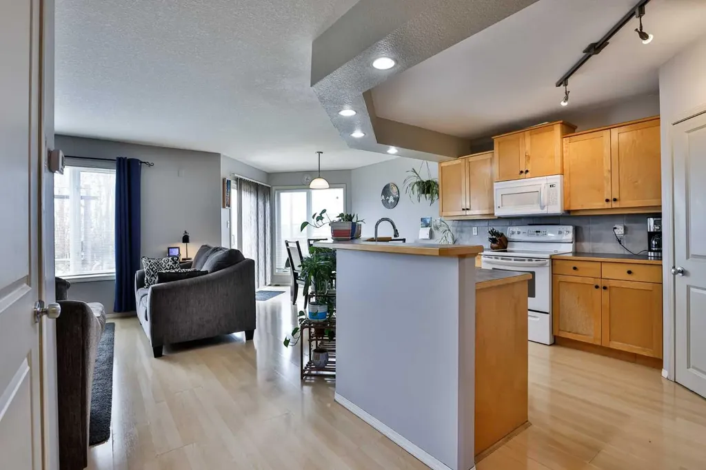 142 Peigan Court W Lethbridge AB T1K 7N2