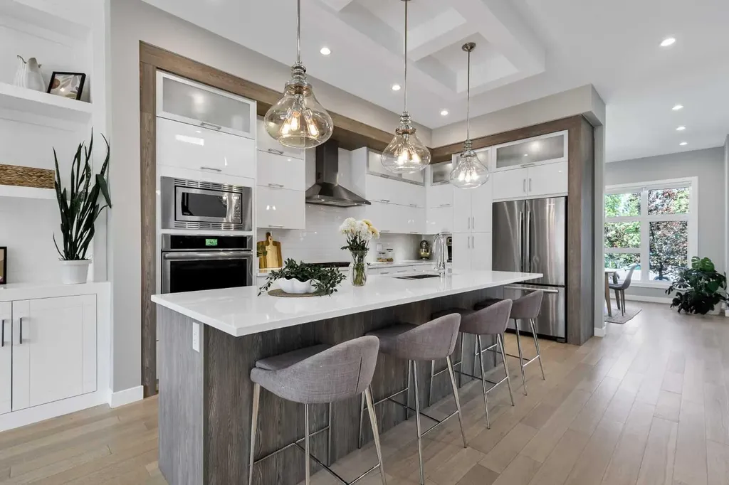 3205 Kinsale Road SW Calgary AB T3E 4S1