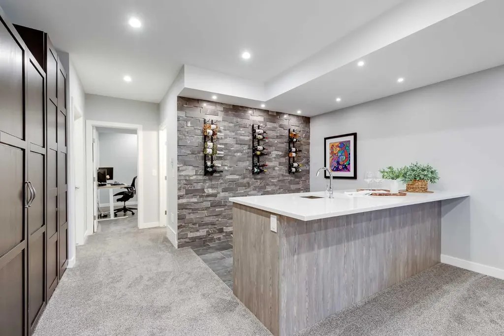 3205 Kinsale Road SW Calgary AB T3E 4S1