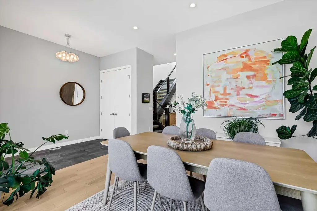 3205 Kinsale Road SW Calgary AB T3E 4S1