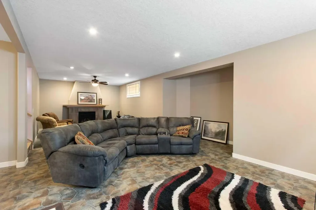 500 Harrison Court Crossfield AB T0M 0S0