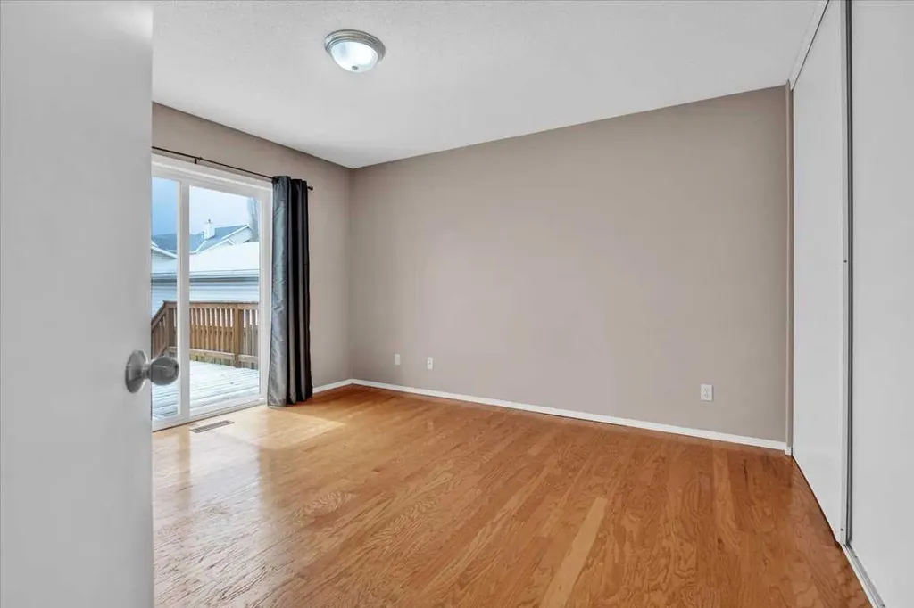 231 Tuscany Drive NW Calgary AB T3L 2H9