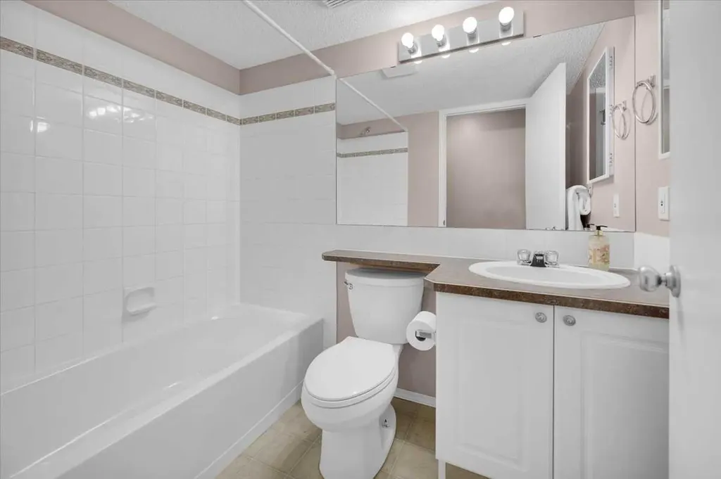 231 Tuscany Drive NW Calgary AB T3L 2H9