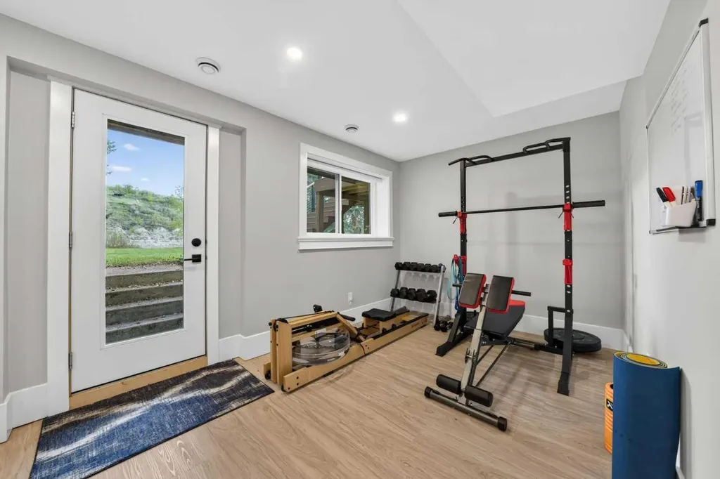 7136 Bow Crescent NW Calgary AB T3B 2B9