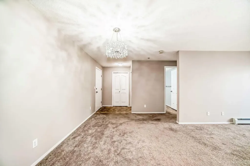 10 Prestwick Bay SE Calgary AB T2Z 0E6