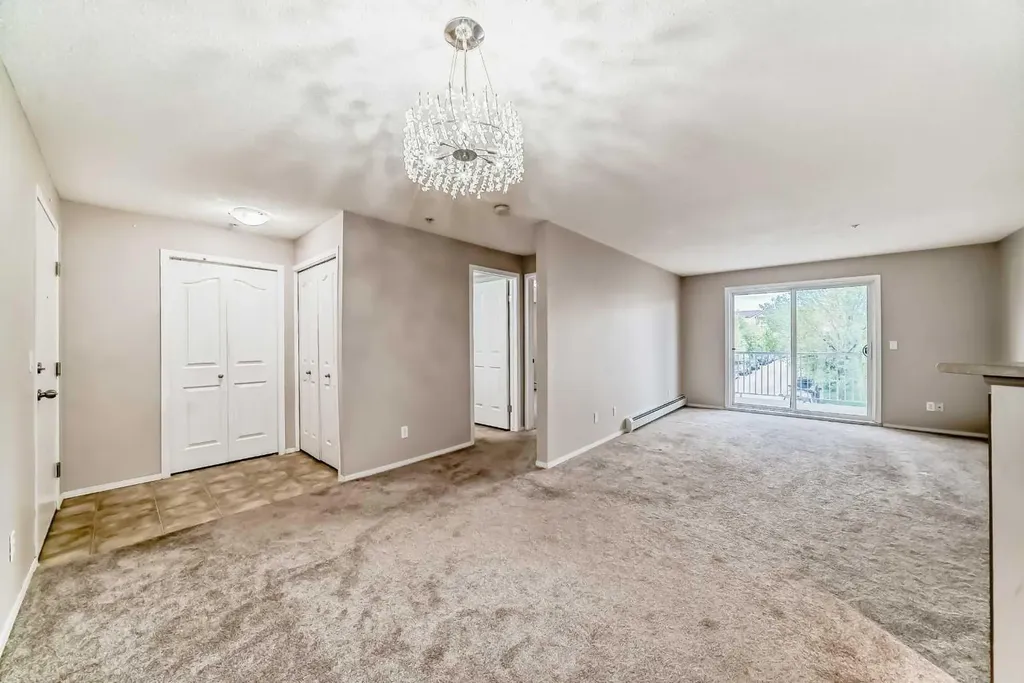 10 Prestwick Bay SE Calgary AB T2Z 0E6