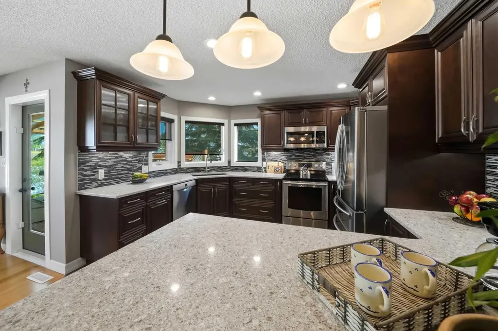 112 Denison Crescent Red Deer AB T4R 2G1