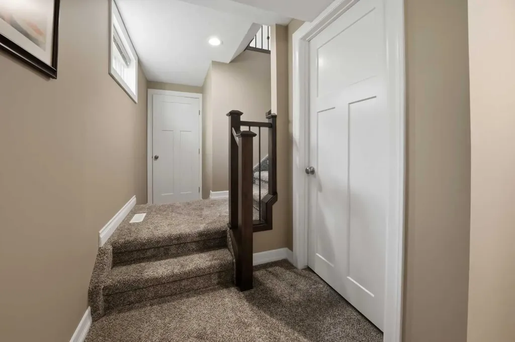 112 Denison Crescent Red Deer AB T4R 2G1