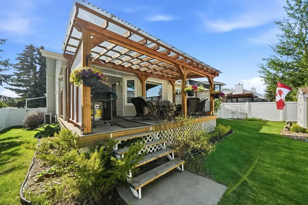 112 Denison Crescent Red Deer AB T4R 2G1