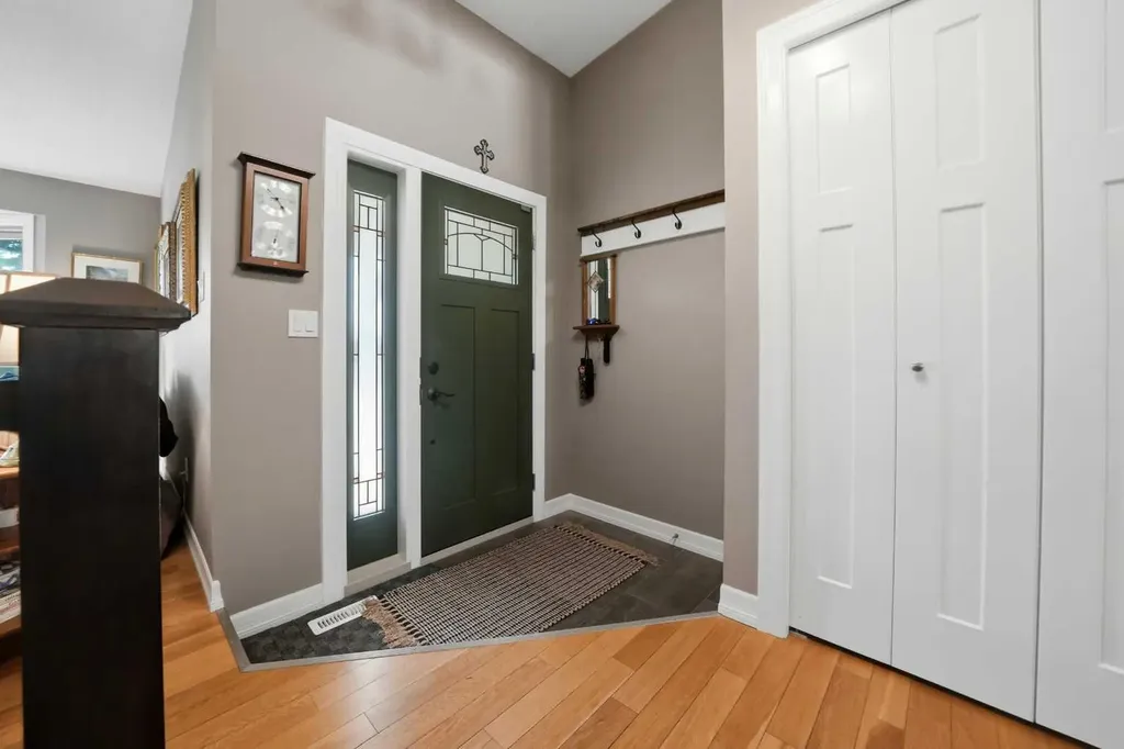 112 Denison Crescent Red Deer AB T4R 2G1