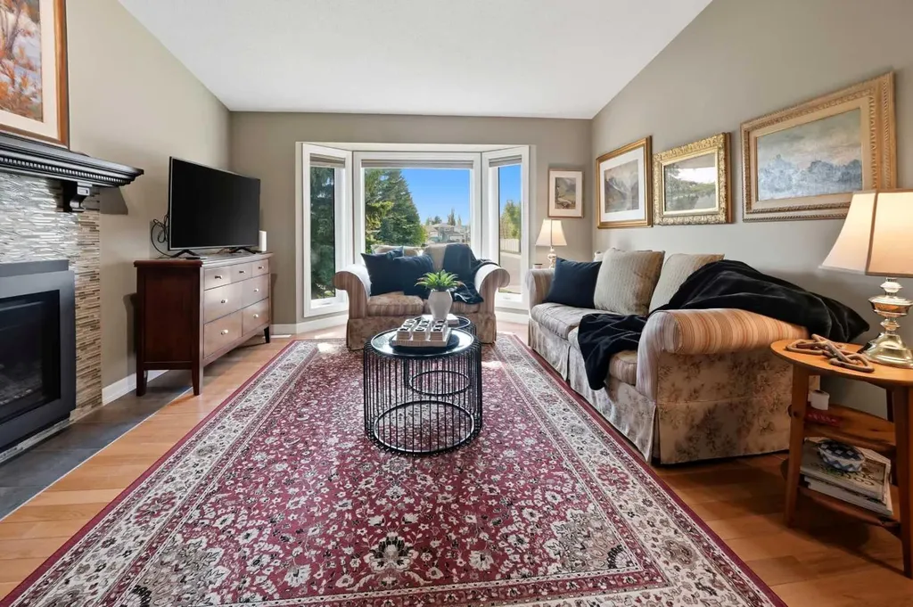112 Denison Crescent Red Deer AB T4R 2G1