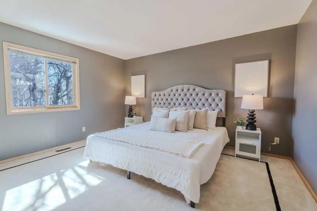 135 Canterbury Court SW Calgary AB T2W6C1
