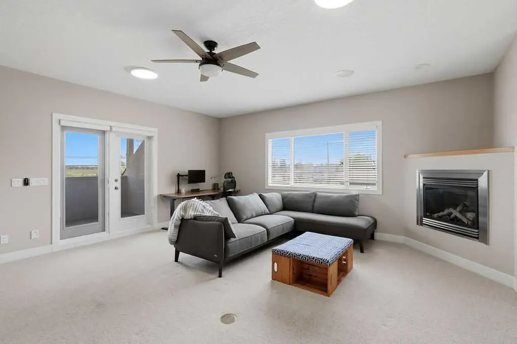 2727 6 Street NE Calgary AB T2E 8Y1