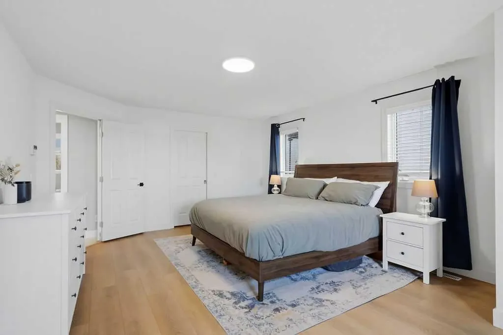 2727 6 Street NE Calgary AB T2E 8Y1