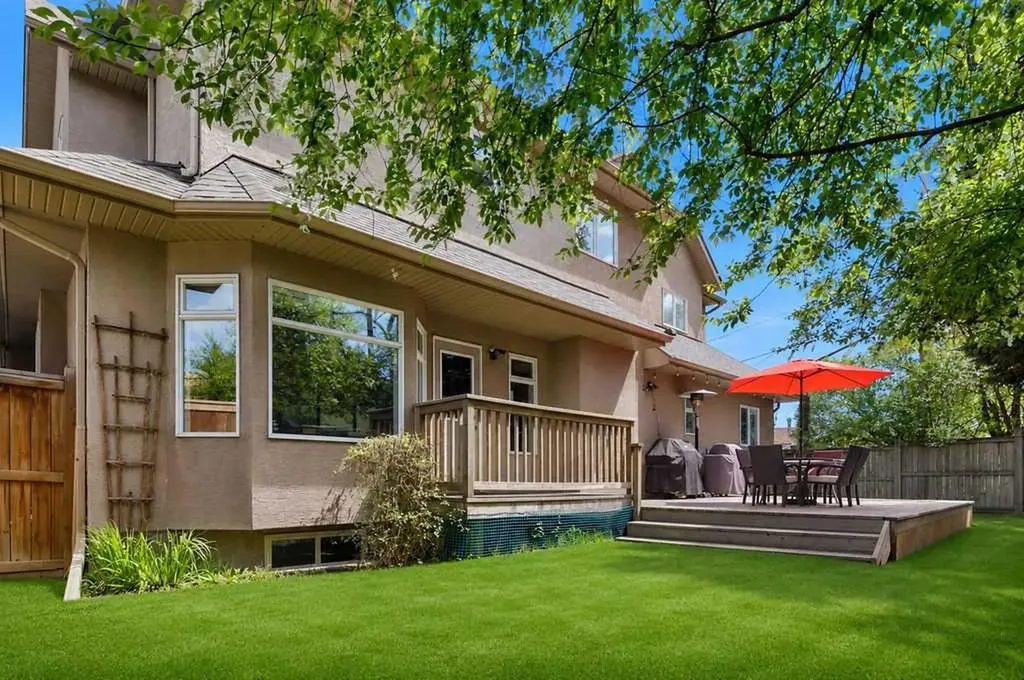2727 6 Street NE Calgary AB T2E 8Y1