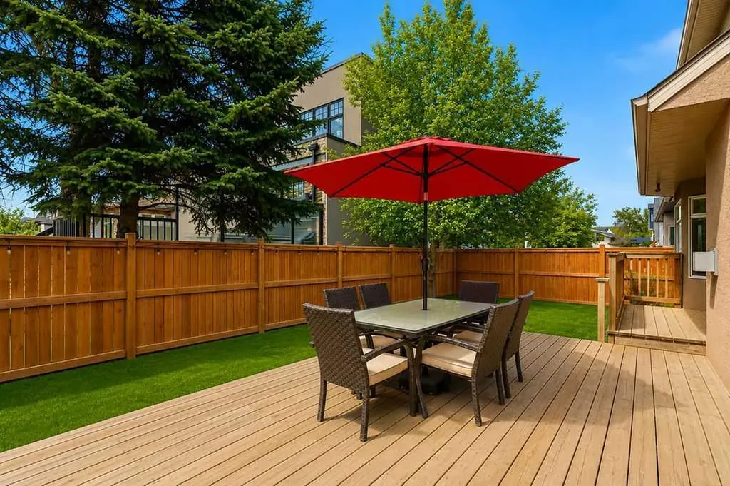 2727 6 Street NE Calgary AB T2E 8Y1