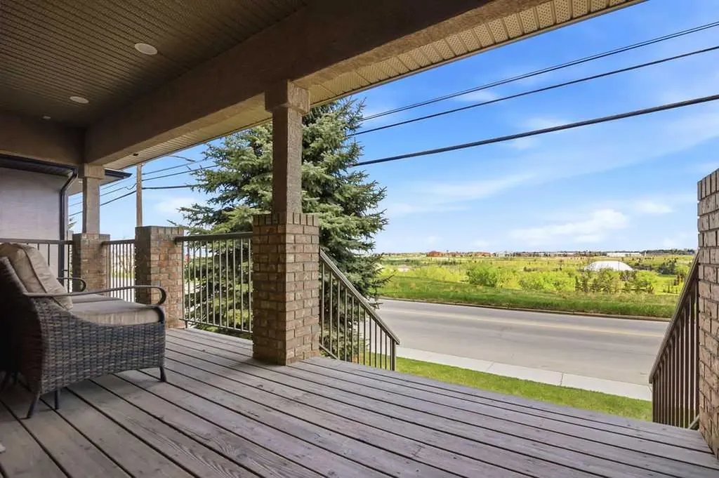 2727 6 Street NE Calgary AB T2E 8Y1