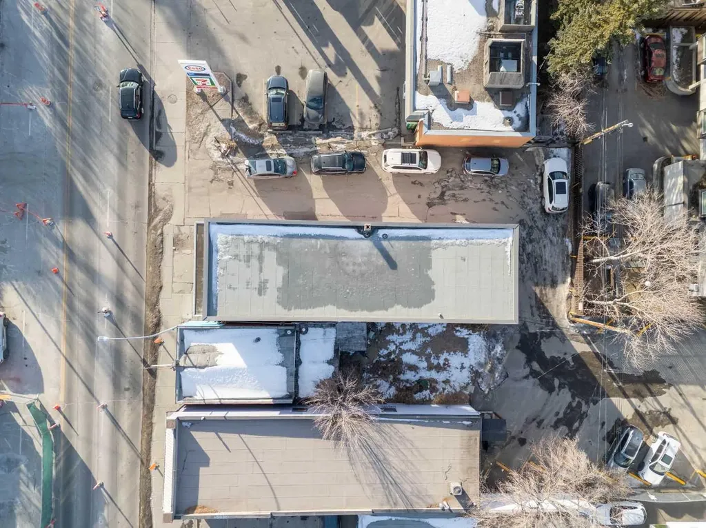 2611, 2613, 2615 14 Street SW Calgary AB T2T 3T9