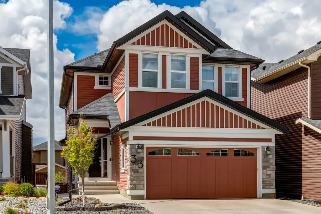 33 Evansglen Drive NW Calgary AB T3P0P4