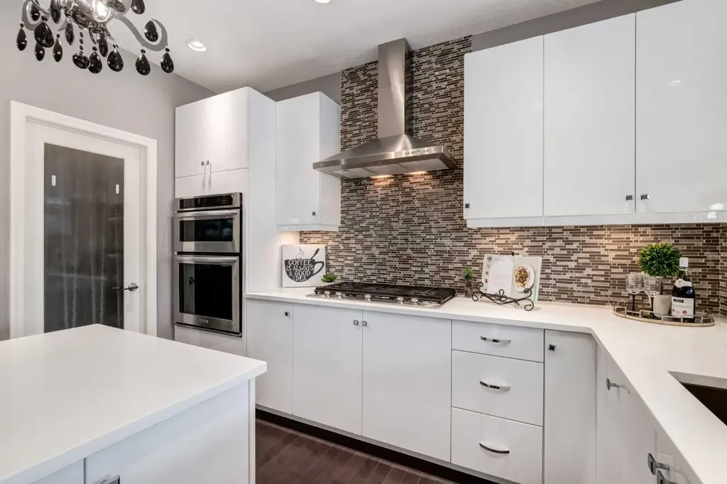 33 Evansglen Drive NW Calgary AB T3P0P4