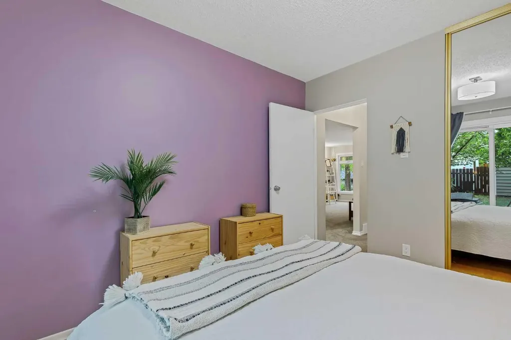 3112 42 Street SW Calgary AB T3E 3M3