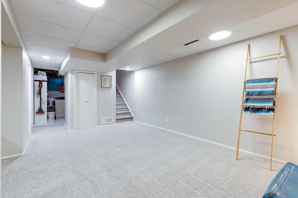 3112 42 Street SW Calgary AB T3E 3M3