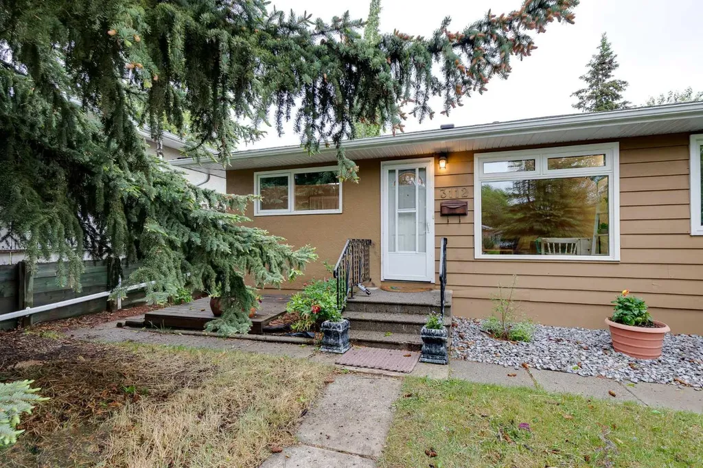 3112 42 Street SW Calgary AB T3E 3M3