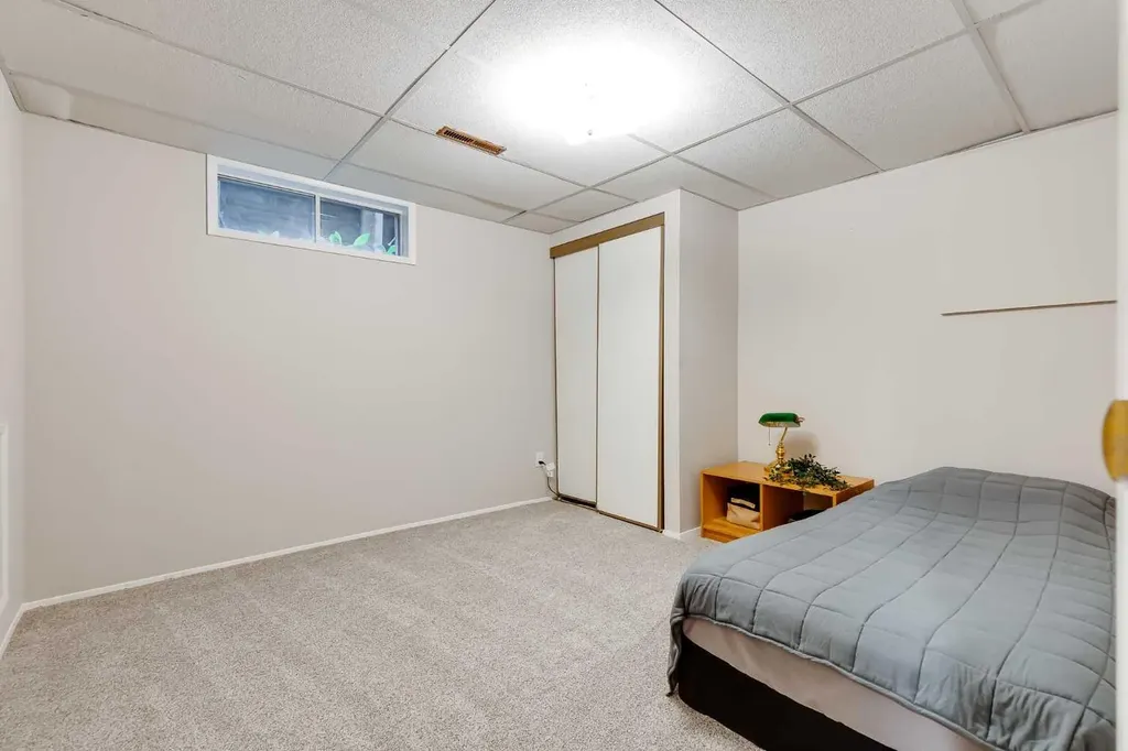 3112 42 Street SW Calgary AB T3E 3M3