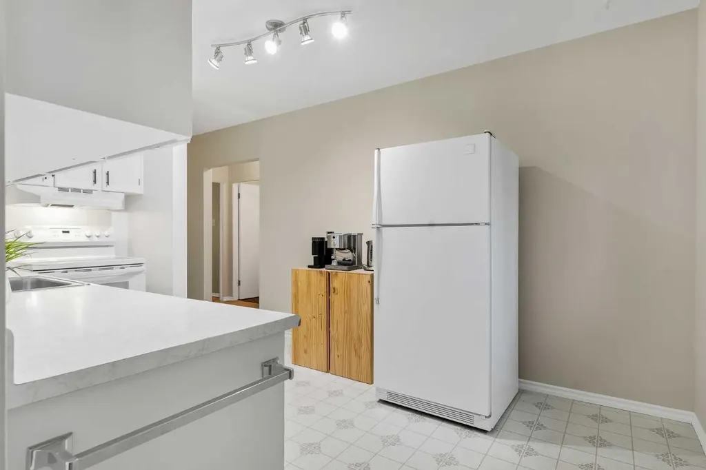 3112 42 Street SW Calgary AB T3E 3M3