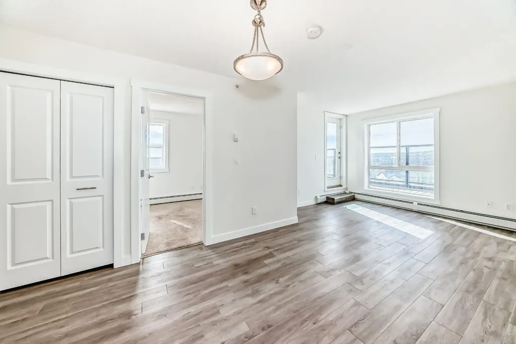 10 Kincora Glen Park NW Calgary AB T3R 1K1