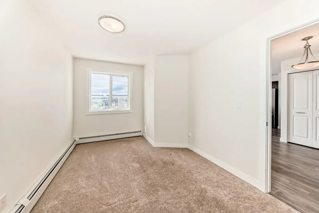 10 Kincora Glen Park NW Calgary AB T3R 1K1