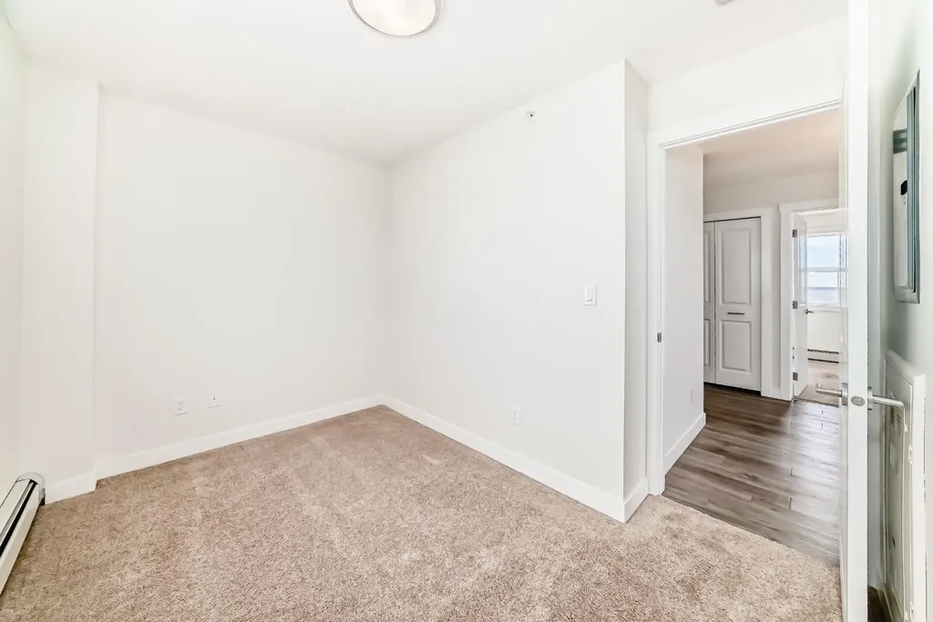 10 Kincora Glen Park NW Calgary AB T3R 1K1
