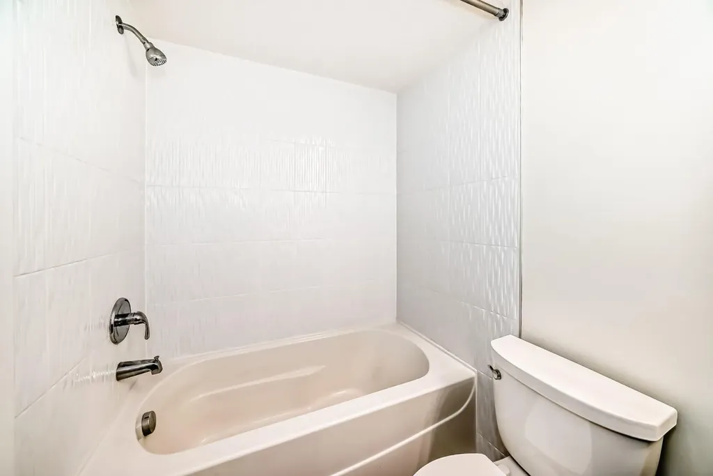 10 Kincora Glen Park NW Calgary AB T3R 1K1