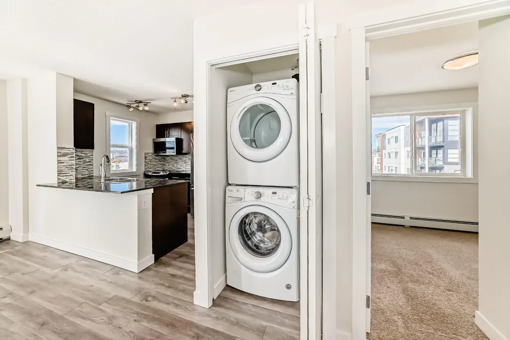 10 Kincora Glen Park NW Calgary AB T3R 1K1