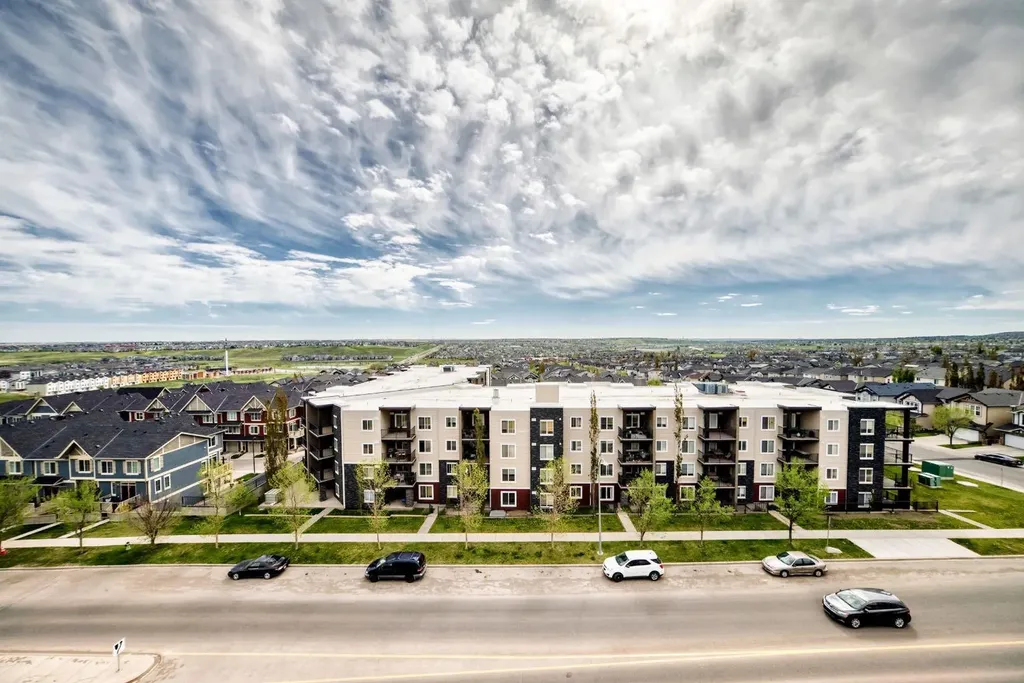 10 Kincora Glen Park NW Calgary AB T3R 1K1