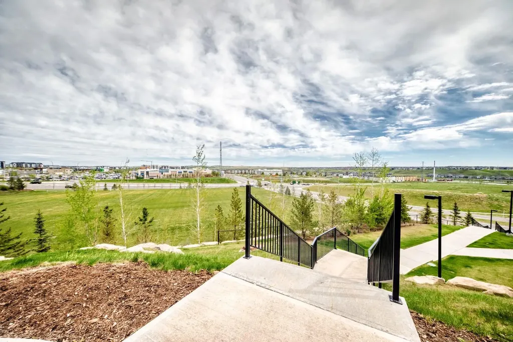 10 Kincora Glen Park NW Calgary AB T3R 1K1