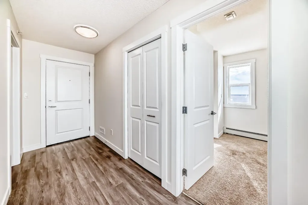 10 Kincora Glen Park NW Calgary AB T3R 1K1